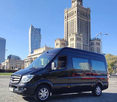 Черный Мерседес Sprinter, объемом двигателя 2.2 л и пробегом 350 тыс. км за 25000 $, фото 1 на Automoto.ua