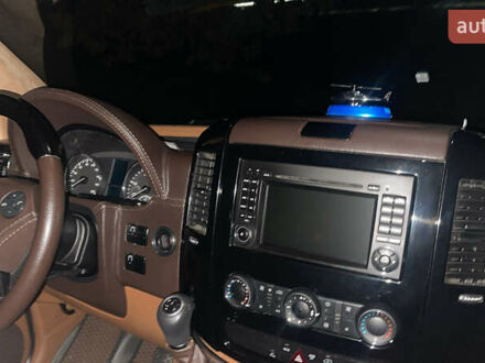 Черный Мерседес Sprinter, объемом двигателя 2.2 л и пробегом 350 тыс. км за 24000 $, фото 1 на Automoto.ua