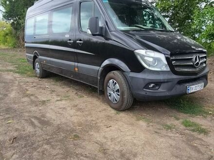 Черный Мерседес Sprinter, объемом двигателя 2.14 л и пробегом 450 тыс. км за 43900 $, фото 1 на Automoto.ua