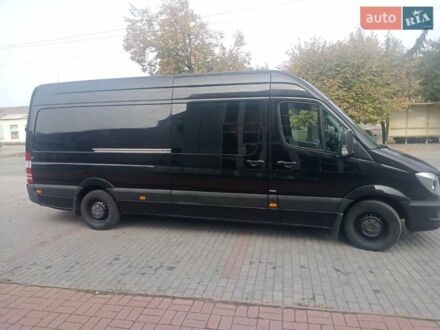 Чорний Мерседес Sprinter, об'ємом двигуна 2.14 л та пробігом 720 тис. км за 22611 $, фото 1 на Automoto.ua