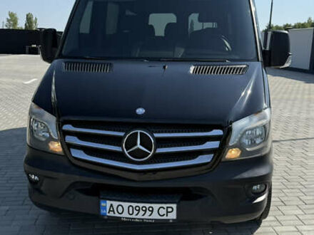 Черный Мерседес Sprinter, объемом двигателя 2.2 л и пробегом 260 тыс. км за 24000 $, фото 1 на Automoto.ua
