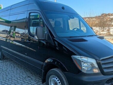 Черный Мерседес Sprinter, объемом двигателя 3 л и пробегом 450 тыс. км за 22000 $, фото 1 на Automoto.ua