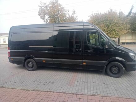 Черный Мерседес Sprinter, объемом двигателя 0 л и пробегом 720 тыс. км за 19002 $, фото 1 на Automoto.ua