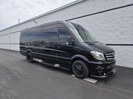 Мерседес Sprinter 2016 в Тернополе на Automoto.ua Черный Мерседес Sprinter, объемом двигателя 3 л и пробегом 62 тыс. км за 9800 $, фото 1 на Automoto.ua