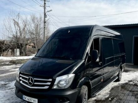 Черный Мерседес Sprinter, объемом двигателя 2.2 л и пробегом 313 тыс. км за 19500 $, фото 1 на Automoto.ua
