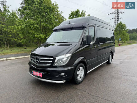 Черный Мерседес Sprinter, объемом двигателя 0 л и пробегом 300 тыс. км за 18900 $, фото 1 на Automoto.ua