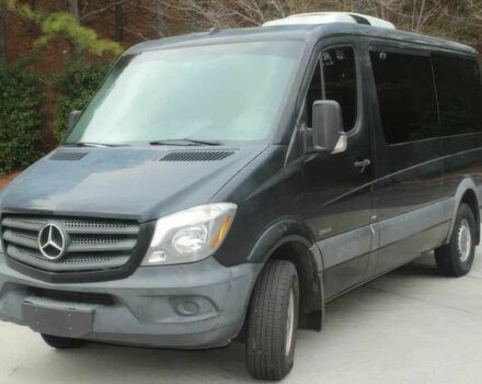 Черный Мерседес Sprinter, объемом двигателя 2 л и пробегом 120 тыс. км за 9000 $, фото 1 на Automoto.ua