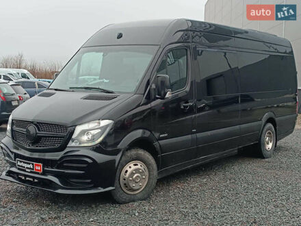 Черный Мерседес Sprinter, объемом двигателя 3 л и пробегом 218 тыс. км за 35790 $, фото 1 на Automoto.ua