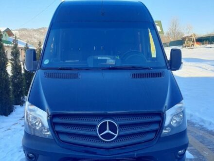 Черный Мерседес Sprinter, объемом двигателя 2.1 л и пробегом 483 тыс. км за 23000 $, фото 1 на Automoto.ua