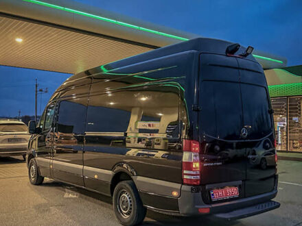 Черный Мерседес Sprinter, объемом двигателя 0 л и пробегом 450 тыс. км за 23500 $, фото 1 на Automoto.ua
