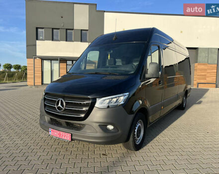 Черный Мерседес Sprinter, объемом двигателя 0 л и пробегом 370 тыс. км за 25800 $, фото 1 на Automoto.ua