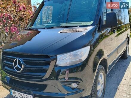 Черный Мерседес Sprinter, объемом двигателя 2.14 л и пробегом 440 тыс. км за 24000 $, фото 1 на Automoto.ua