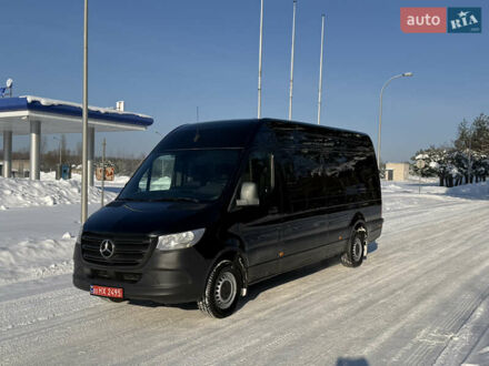 Черный Мерседес Sprinter, объемом двигателя 0 л и пробегом 315 тыс. км за 23700 $, фото 1 на Automoto.ua