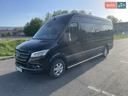 Черный Мерседес Sprinter, объемом двигателя 2.9 л и пробегом 170 тыс. км за 57671 $, фото 1 на Automoto.ua