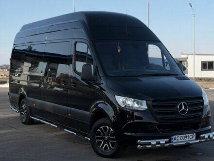 Черный Мерседес Sprinter, объемом двигателя 2.14 л и пробегом 287 тыс. км за 44999 $, фото 1 на Automoto.ua
