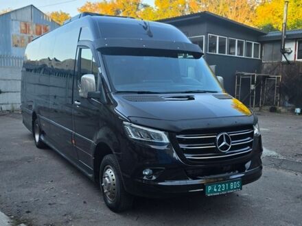 Чорний Мерседес Sprinter, об'ємом двигуна 3 л та пробігом 374 тис. км за 107900 $, фото 1 на Automoto.ua