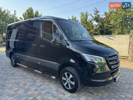 Черный Мерседес Sprinter, объемом двигателя 2.2 л и пробегом 205 тыс. км за 46990 $, фото 1 на Automoto.ua