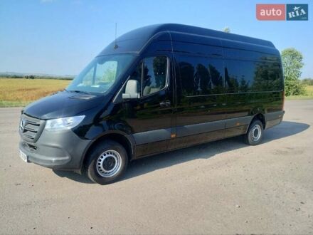 Черный Мерседес Sprinter, объемом двигателя 2.2 л и пробегом 215 тыс. км за 23500 $, фото 1 на Automoto.ua