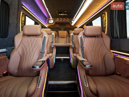 Черный Мерседес Sprinter, объемом двигателя 2.14 л и пробегом 432 тыс. км за 57800 $, фото 1 на Automoto.ua