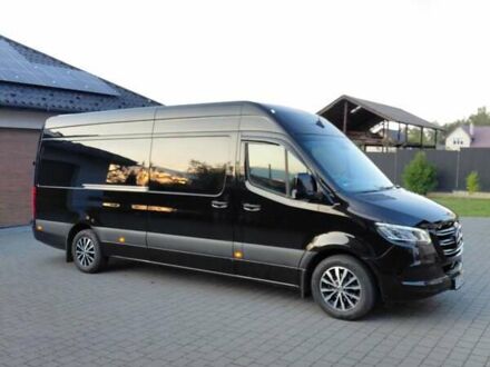 Черный Мерседес Sprinter, объемом двигателя 2.2 л и пробегом 345 тыс. км за 33000 $, фото 1 на Automoto.ua