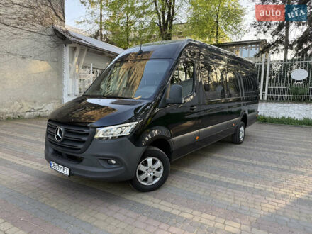 Мерседес Sprinter 2019 в Черновцах на Automoto.ua Черный Мерседес Sprinter, объемом двигателя 3 л и пробегом 255 тыс. км за 54774 $, фото 1 на Automoto.ua