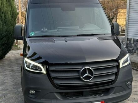Чорний Мерседес Sprinter, об'ємом двигуна 2.14 л та пробігом 172 тис. км за 28958 $, фото 1 на Automoto.ua
