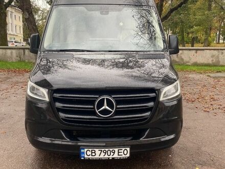 Черный Мерседес Sprinter, объемом двигателя 1.95 л и пробегом 430 тыс. км за 44990 $, фото 1 на Automoto.ua