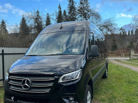 Черный Мерседес Sprinter, объемом двигателя 2.14 л и пробегом 521 тыс. км за 34889 $, фото 1 на Automoto.ua