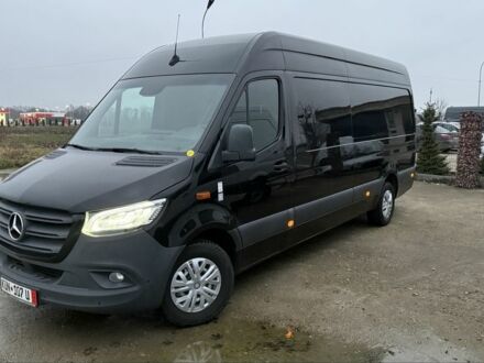 Чорний Мерседес Sprinter, об'ємом двигуна 2.1 л та пробігом 171 тис. км за 30130 $, фото 1 на Automoto.ua