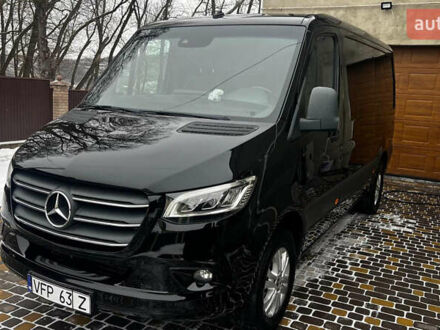 Чорний Мерседес Sprinter, об'ємом двигуна 2.14 л та пробігом 380 тис. км за 29526 $, фото 1 на Automoto.ua