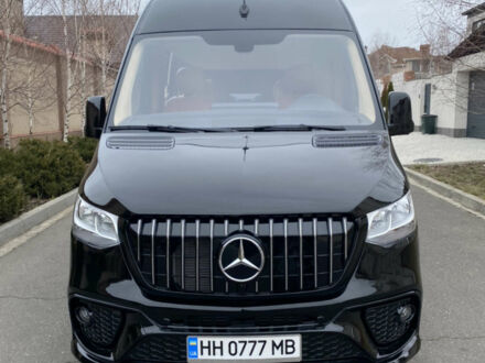 Черный Мерседес Sprinter, объемом двигателя 2.14 л и пробегом 4 тыс. км за 165000 $, фото 1 на Automoto.ua