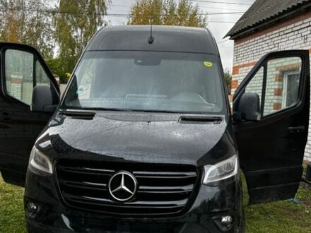 Чорний Мерседес Sprinter, об'ємом двигуна 1.95 л та пробігом 280 тис. км за 28000 $, фото 1 на Automoto.ua