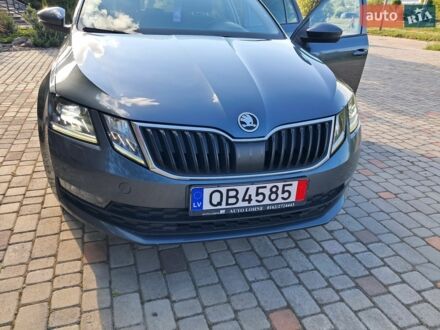 Чорний Мерседес Sprinter, об'ємом двигуна 1.6 л та пробігом 300 тис. км за 12500 $, фото 1 на Automoto.ua