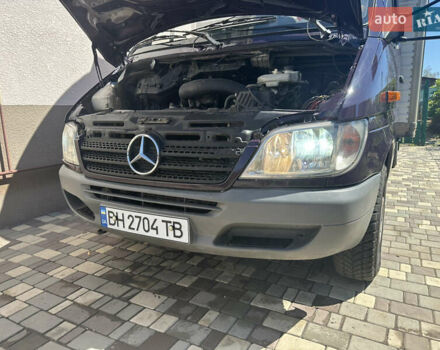 Фиолетовый Мерседес Sprinter, объемом двигателя 2.15 л и пробегом 330 тыс. км за 14000 $, фото 39 на Automoto.ua