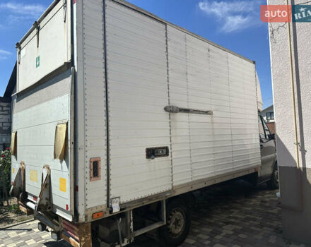 Фиолетовый Мерседес Sprinter, объемом двигателя 2.15 л и пробегом 330 тыс. км за 14000 $, фото 8 на Automoto.ua