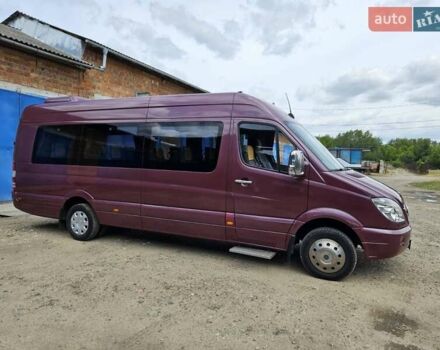 Фиолетовый Мерседес Sprinter, объемом двигателя 2.9 л и пробегом 530 тыс. км за 37914 $, фото 1 на Automoto.ua