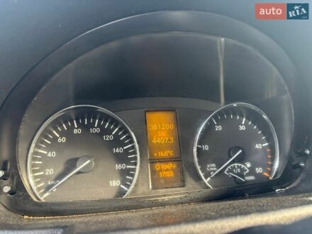 Фіолетовий Мерседес Sprinter, об'ємом двигуна 2.14 л та пробігом 381 тис. км за 15200 $, фото 1 на Automoto.ua
