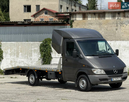 Коричневый Мерседес Sprinter, объемом двигателя 2.69 л и пробегом 590 тыс. км за 10400 $, фото 6 на Automoto.ua