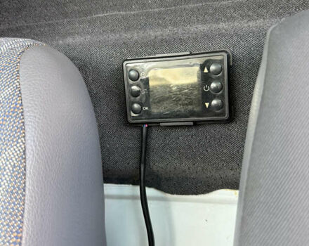 Коричневый Мерседес Sprinter, объемом двигателя 2.69 л и пробегом 590 тыс. км за 10400 $, фото 19 на Automoto.ua