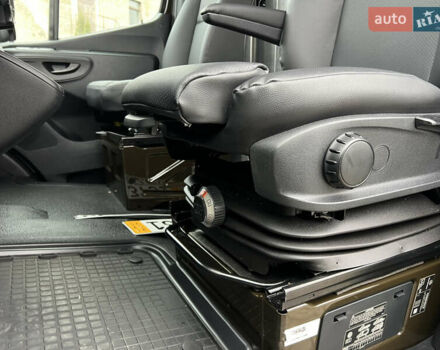 Коричневий Мерседес Sprinter, об'ємом двигуна 2 л та пробігом 293 тис. км за 27490 $, фото 12 на Automoto.ua