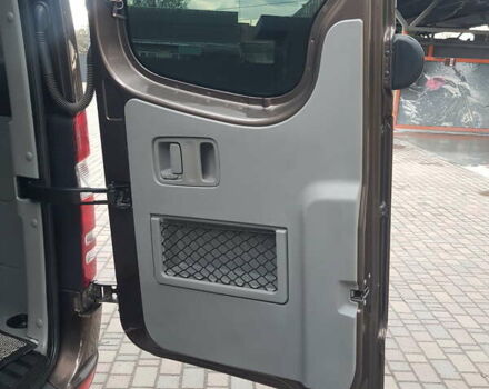 Коричневий Мерседес Sprinter, об'ємом двигуна 2.2 л та пробігом 106 тис. км за 32000 $, фото 55 на Automoto.ua