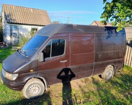 Коричневый Мерседес Sprinter, объемом двигателя 2 л и пробегом 400 тыс. км за 6700 $, фото 2 на Automoto.ua