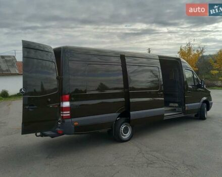 Коричневый Мерседес Sprinter, объемом двигателя 2.2 л и пробегом 355 тыс. км за 14300 $, фото 25 на Automoto.ua