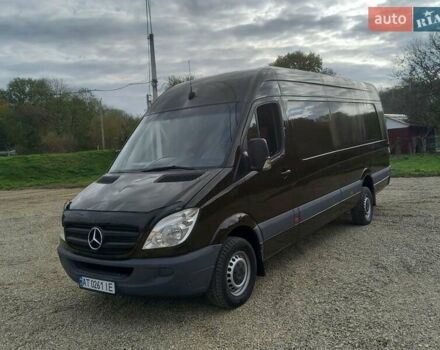 Коричневый Мерседес Sprinter, объемом двигателя 2.2 л и пробегом 355 тыс. км за 14300 $, фото 5 на Automoto.ua