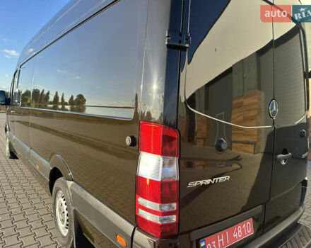 Коричневый Мерседес Sprinter, объемом двигателя 2.14 л и пробегом 405 тыс. км за 16700 $, фото 12 на Automoto.ua