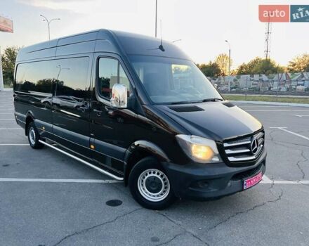 Коричневый Мерседес Sprinter, объемом двигателя 2.15 л и пробегом 205 тыс. км за 22000 $, фото 2 на Automoto.ua