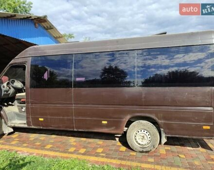 Коричневый Мерседес Sprinter, объемом двигателя 2.15 л и пробегом 700 тыс. км за 8800 $, фото 12 на Automoto.ua