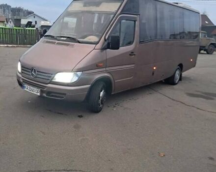 Коричневый Мерседес Sprinter, объемом двигателя 2.69 л и пробегом 400 тыс. км за 17300 $, фото 3 на Automoto.ua