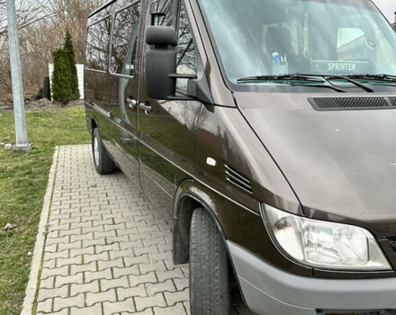 Коричневый Мерседес Sprinter, объемом двигателя 0 л и пробегом 441 тыс. км за 9999 $, фото 3 на Automoto.ua