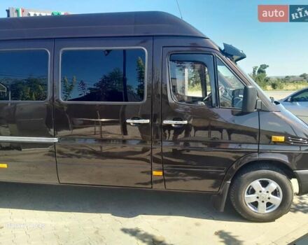 Коричневый Мерседес Sprinter, объемом двигателя 2.7 л и пробегом 840 тыс. км за 14000 $, фото 7 на Automoto.ua